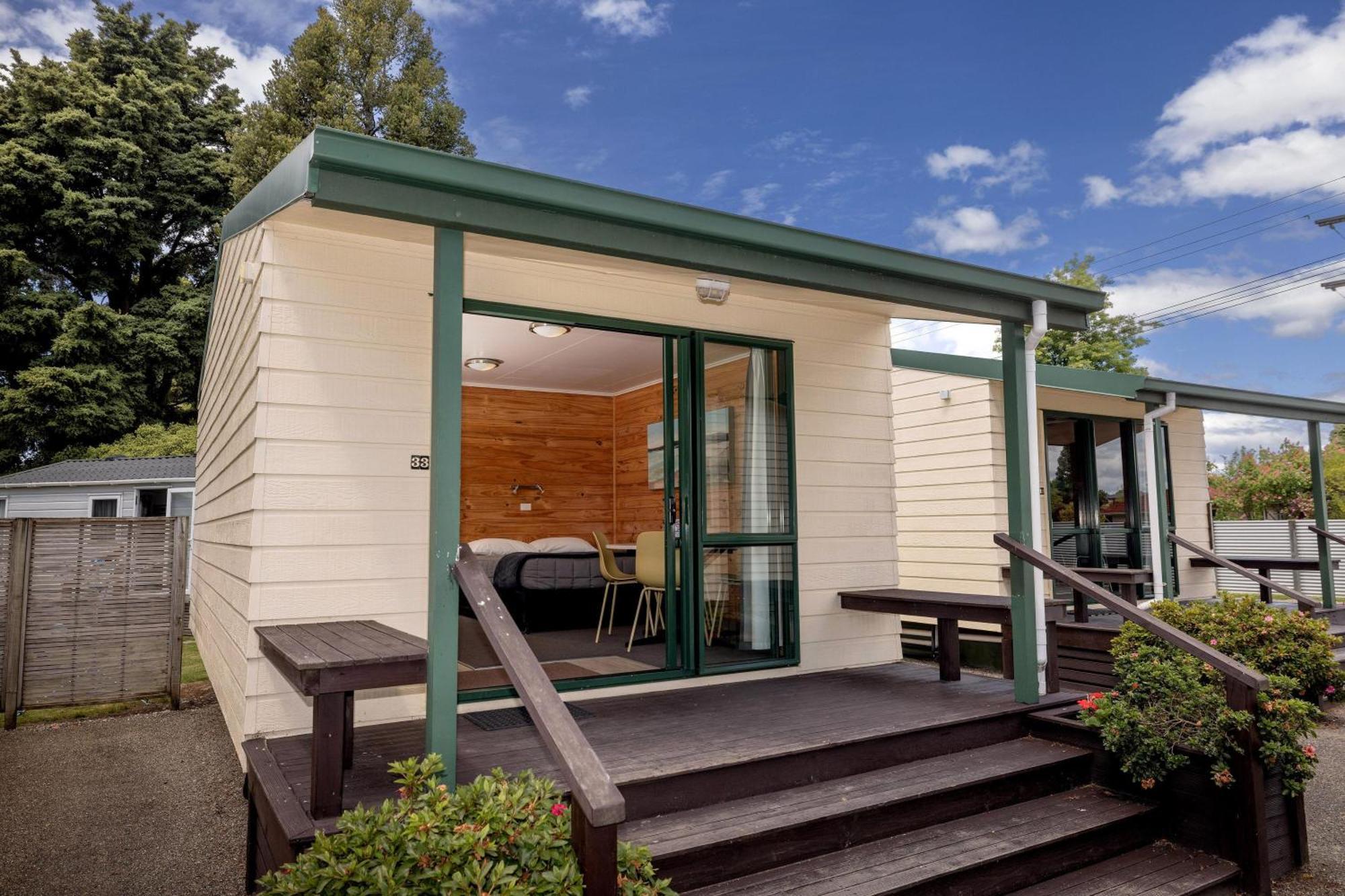 Motueka Top 10 Holiday Park Exterior foto