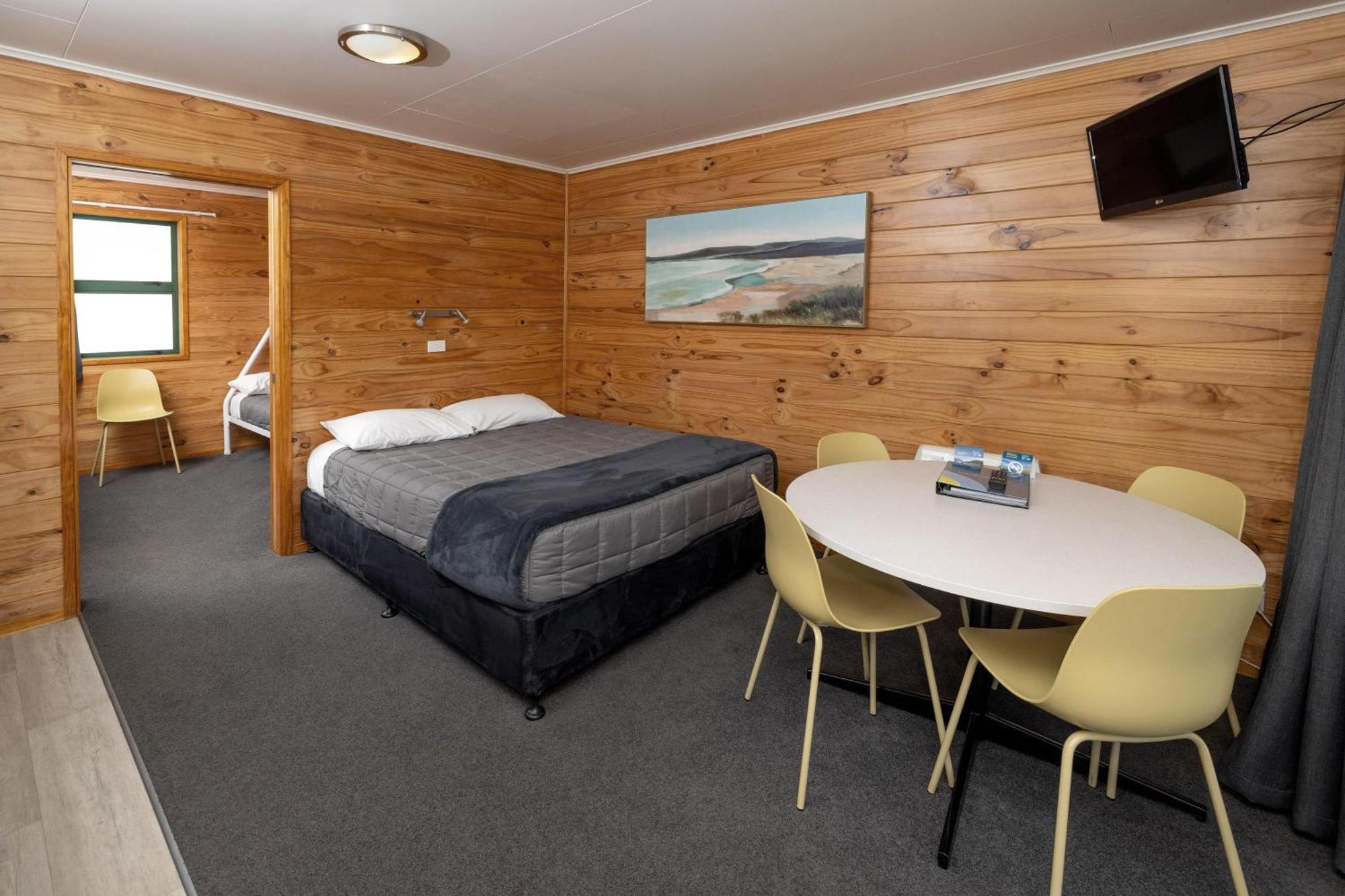 Motueka Top 10 Holiday Park Exterior foto