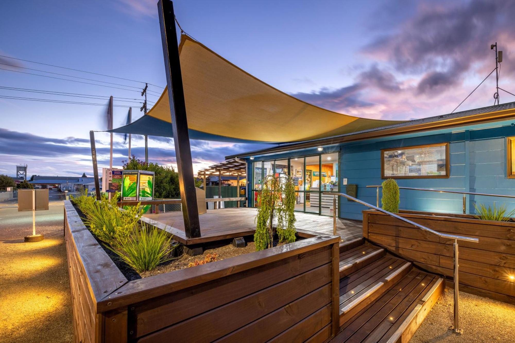 Motueka Top 10 Holiday Park Exterior foto
